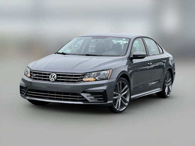 2018 Volkswagen Passat R-Line