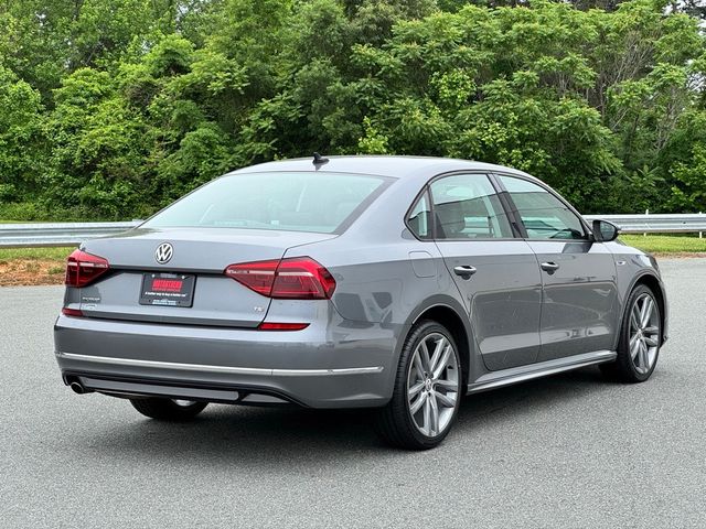 2018 Volkswagen Passat R-Line