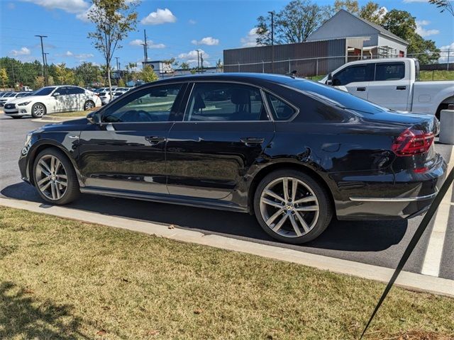 2018 Volkswagen Passat R-Line