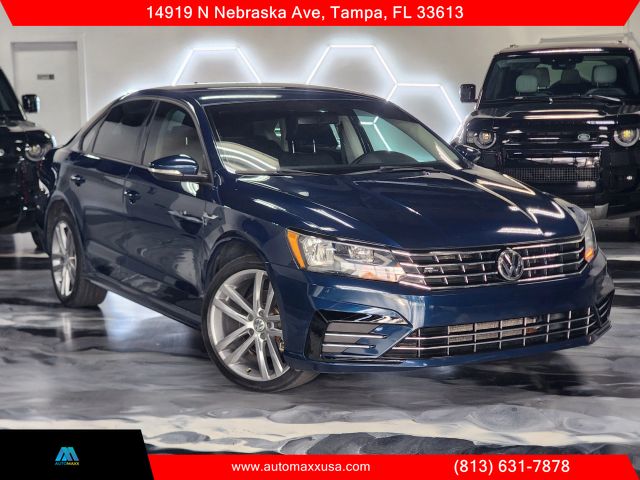 2018 Volkswagen Passat R-Line