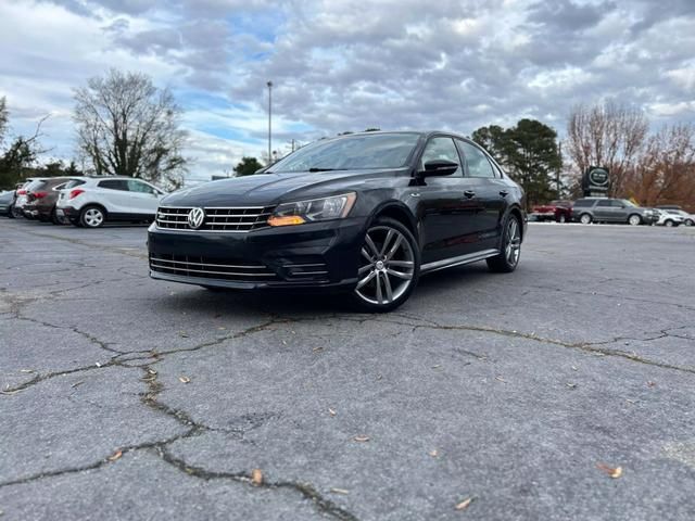 2018 Volkswagen Passat R-Line