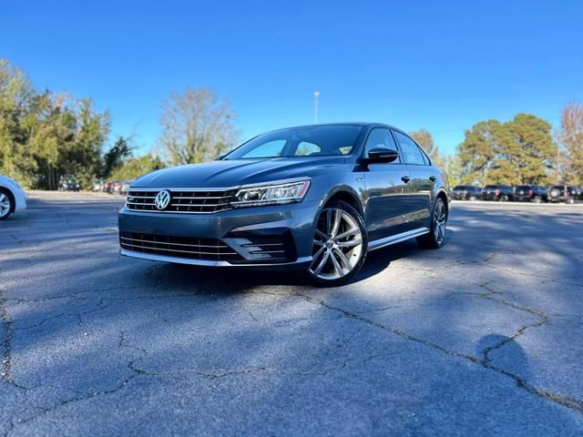 2018 Volkswagen Passat R-Line