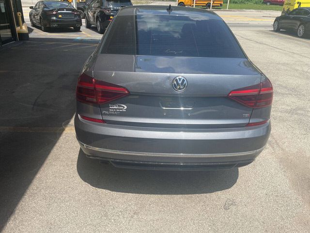 2018 Volkswagen Passat 2.0T S