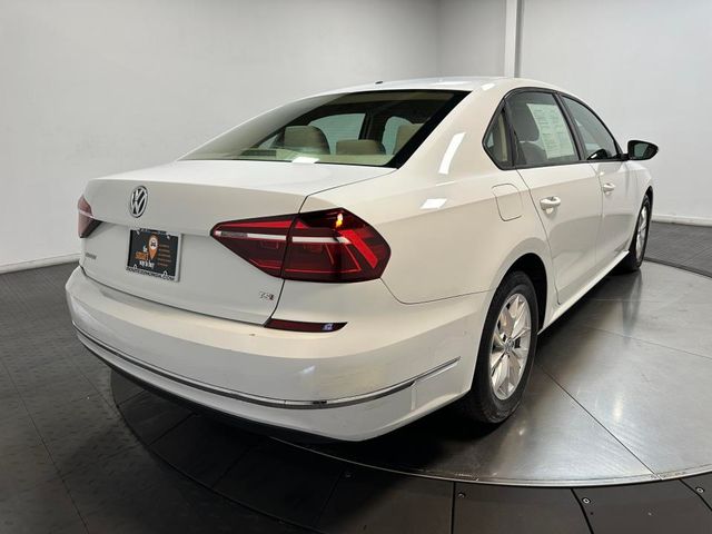 2018 Volkswagen Passat 2.0T S