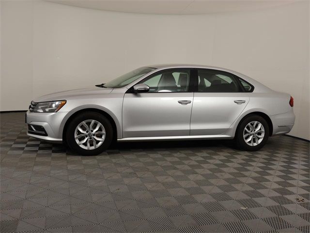 2018 Volkswagen Passat 2.0T S