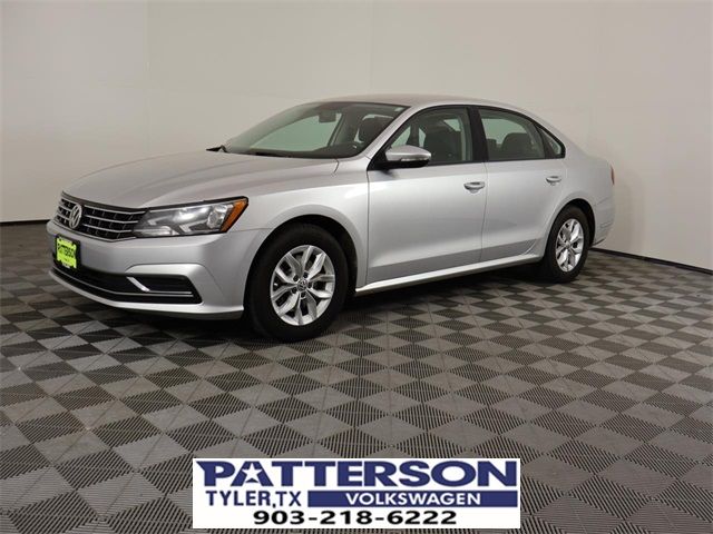 2018 Volkswagen Passat 2.0T S