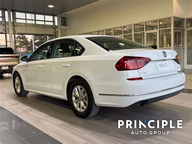 2018 Volkswagen Passat 2.0T S