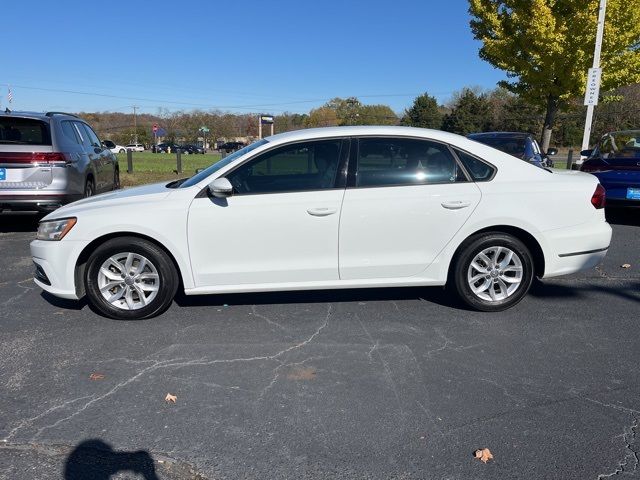 2018 Volkswagen Passat 2.0T S