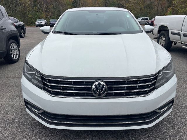 2018 Volkswagen Passat 2.0T SE