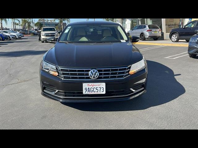 2018 Volkswagen Passat 2.0T SE