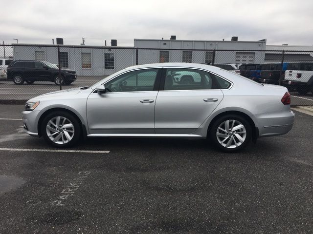 2018 Volkswagen Passat 2.0T SE