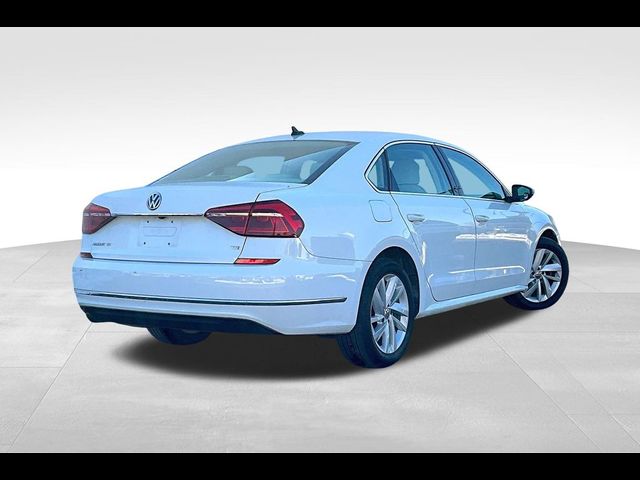 2018 Volkswagen Passat 2.0T SE