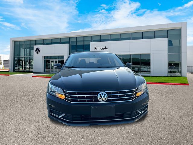 2018 Volkswagen Passat 2.0T SE