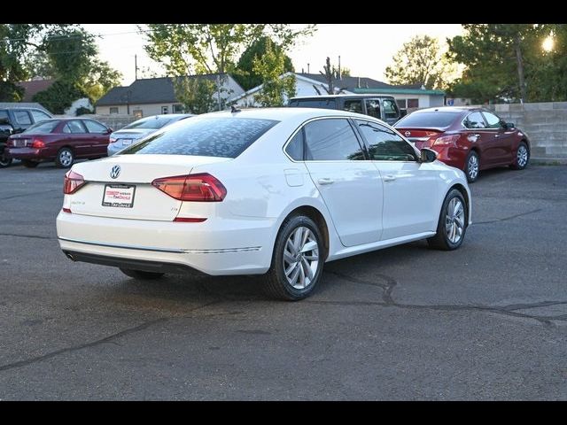 2018 Volkswagen Passat 2.0T SE