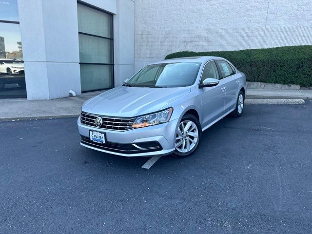 2018 Volkswagen Passat 2.0T SE