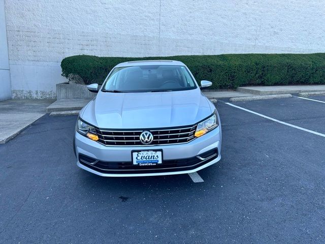 2018 Volkswagen Passat 2.0T SE