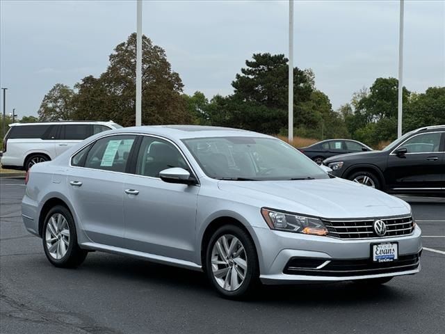 2018 Volkswagen Passat 2.0T SE