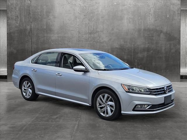 2018 Volkswagen Passat 2.0T SE