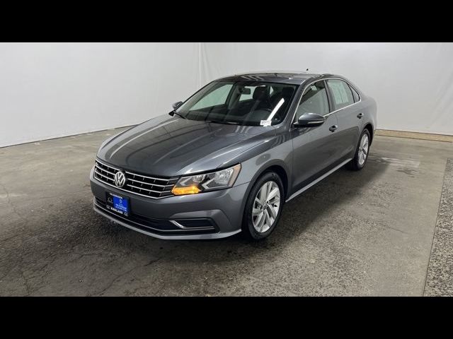 2018 Volkswagen Passat 2.0T SE