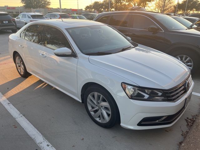 2018 Volkswagen Passat 2.0T SE