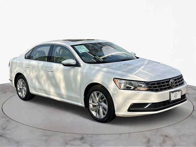 2018 Volkswagen Passat 2.0T SE