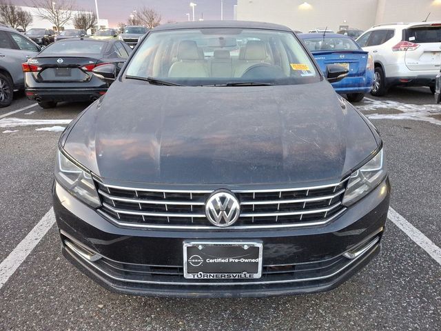 2018 Volkswagen Passat 2.0T SE