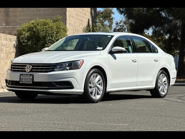 2018 Volkswagen Passat 2.0T SE