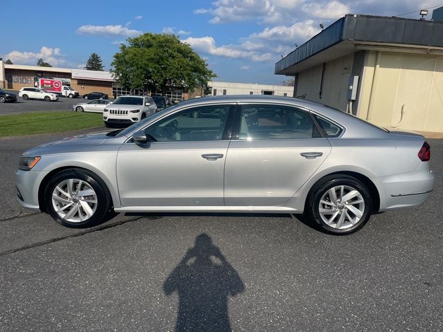 2018 Volkswagen Passat 2.0T SE