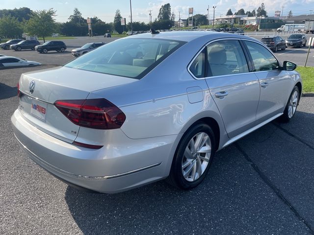 2018 Volkswagen Passat 2.0T SE