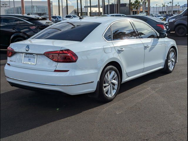 2018 Volkswagen Passat 2.0T SE