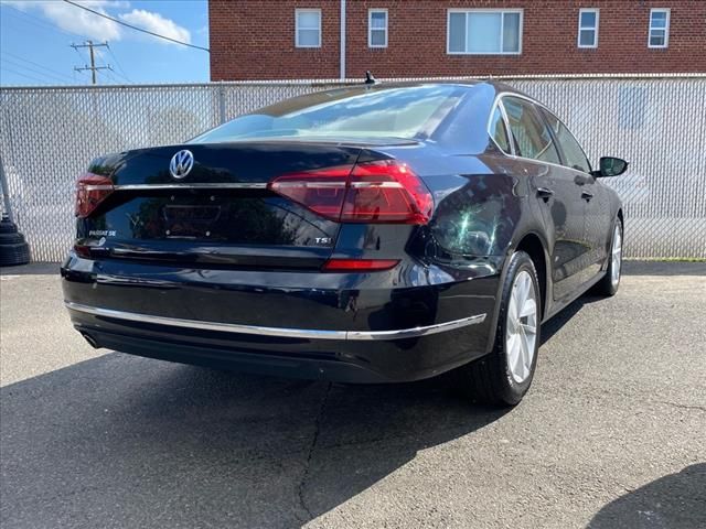 2018 Volkswagen Passat 2.0T SE