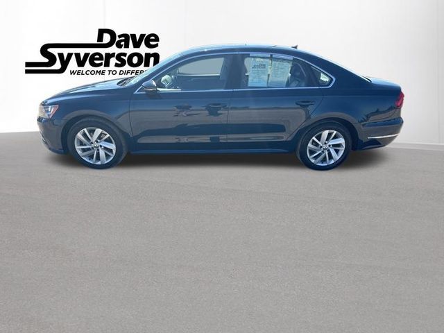 2018 Volkswagen Passat 2.0T SE