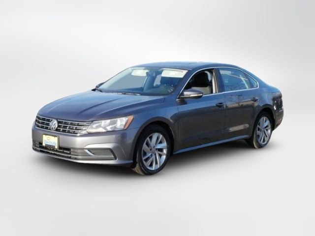 2018 Volkswagen Passat 2.0T SE