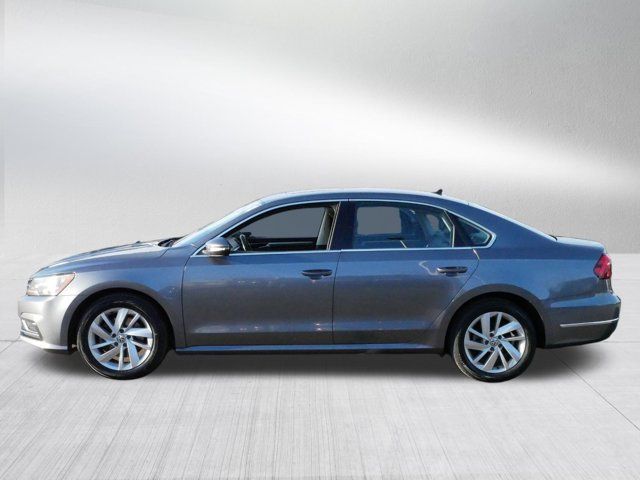 2018 Volkswagen Passat 2.0T SE