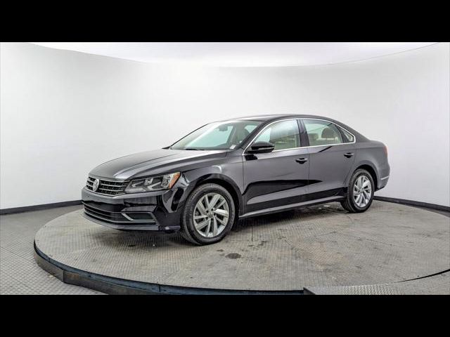 2018 Volkswagen Passat 2.0T SE