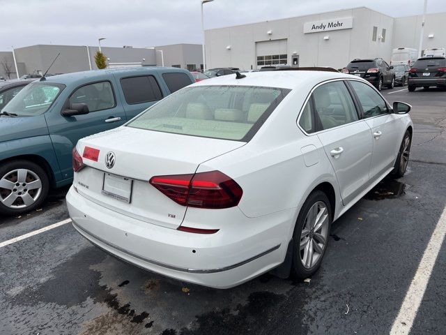 2018 Volkswagen Passat 2.0T SE