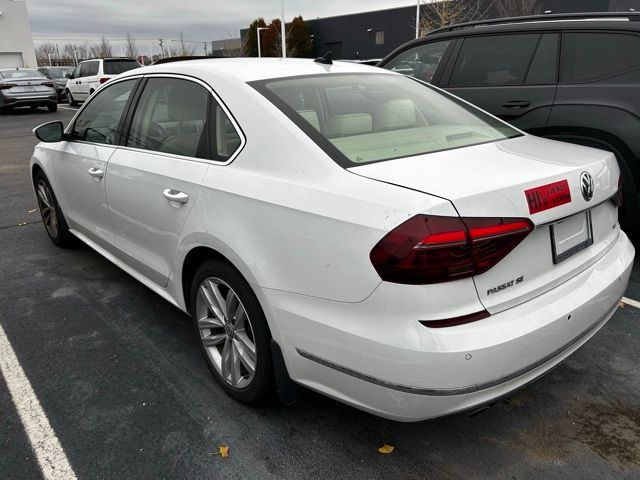 2018 Volkswagen Passat 2.0T SE