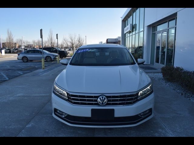 2018 Volkswagen Passat 2.0T SE