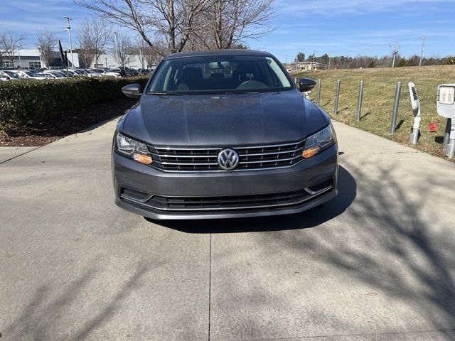 2018 Volkswagen Passat 2.0T SE