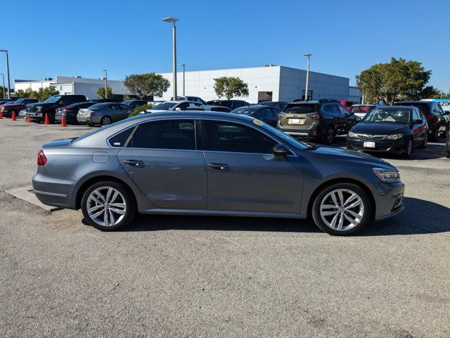 2018 Volkswagen Passat 2.0T SE