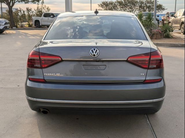 2018 Volkswagen Passat 2.0T SE