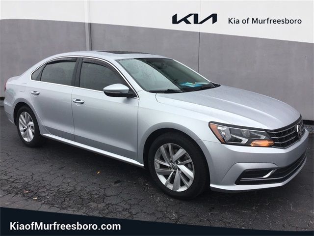 2018 Volkswagen Passat 2.0T SE