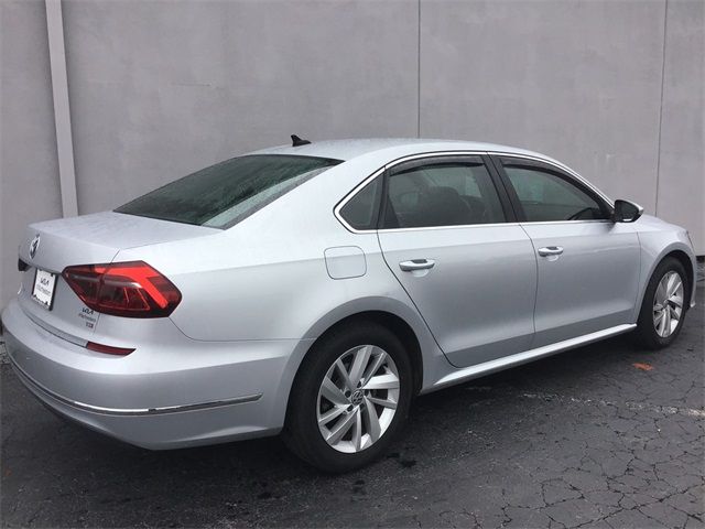 2018 Volkswagen Passat 2.0T SE