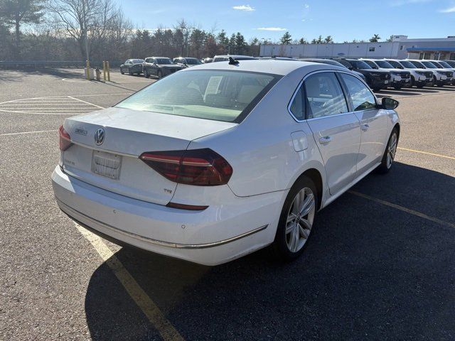 2018 Volkswagen Passat 2.0T SE