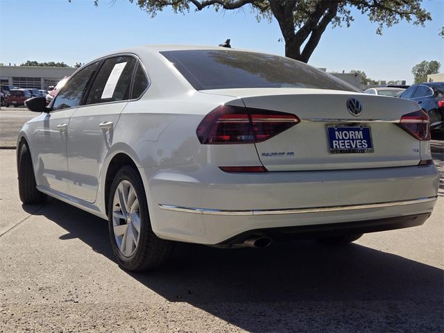 2018 Volkswagen Passat 2.0T SE