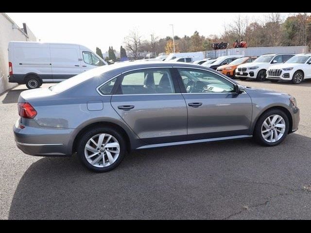 2018 Volkswagen Passat 2.0T SE