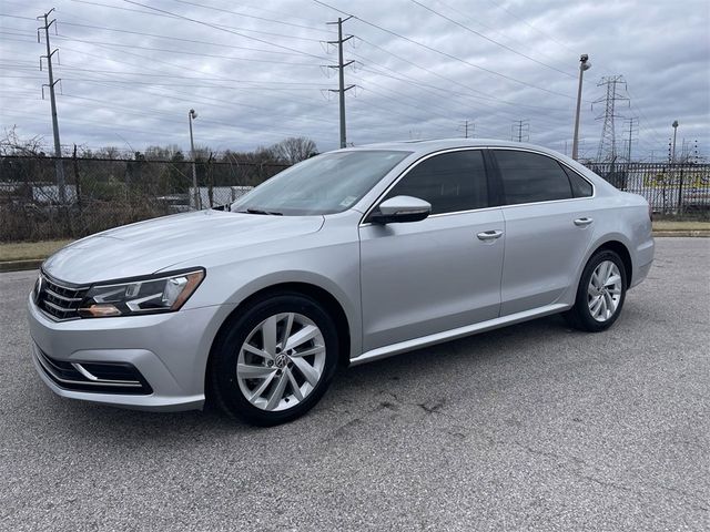 2018 Volkswagen Passat 2.0T SE