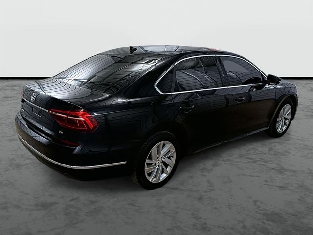 2018 Volkswagen Passat 2.0T SE