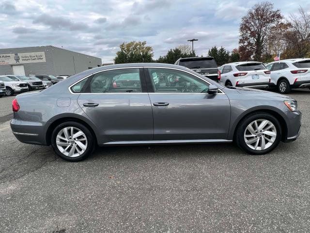 2018 Volkswagen Passat 2.0T SE