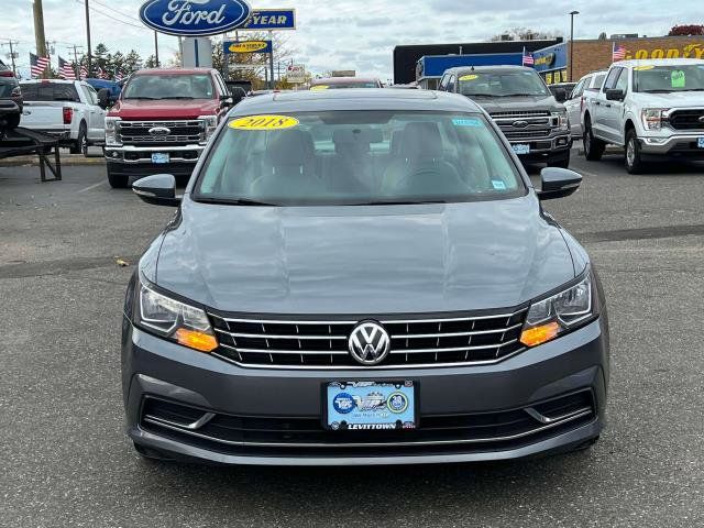 2018 Volkswagen Passat 2.0T SE